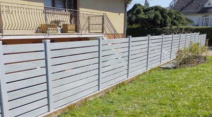 Clôture Achille espacement 20 mm teinte gris cérusé