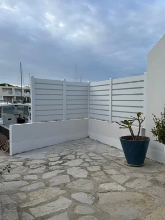 cloture-blanche-pvc-cerbere-2cm-bord-de-mer