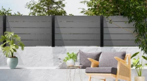 cloture-composite-ajouree-gris-sur-muret-olhao