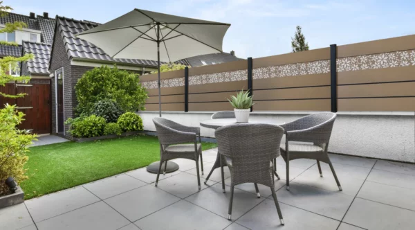 cloture-composite-brise-vue-beige-impression-florale-insert-barcelos