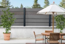 cloture-composite-brise-vue-gris-impression-hexagone-insert-barcelos