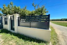 cloture-pvc-ajouree-gris-anthracite-ardoise