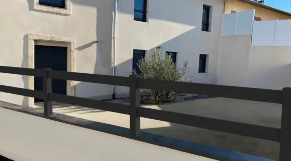 Clôture Onyx- pvc plaxé gris anthracite