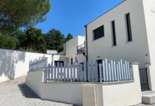 Clôture ajourée PVC Gris - Myrrha