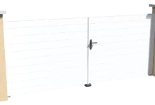 portail-battant-pvc-brise-vue-blanc-initiale-e1744787876723