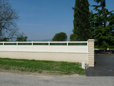 Clôture PVC ajourée Héraclès avec impression