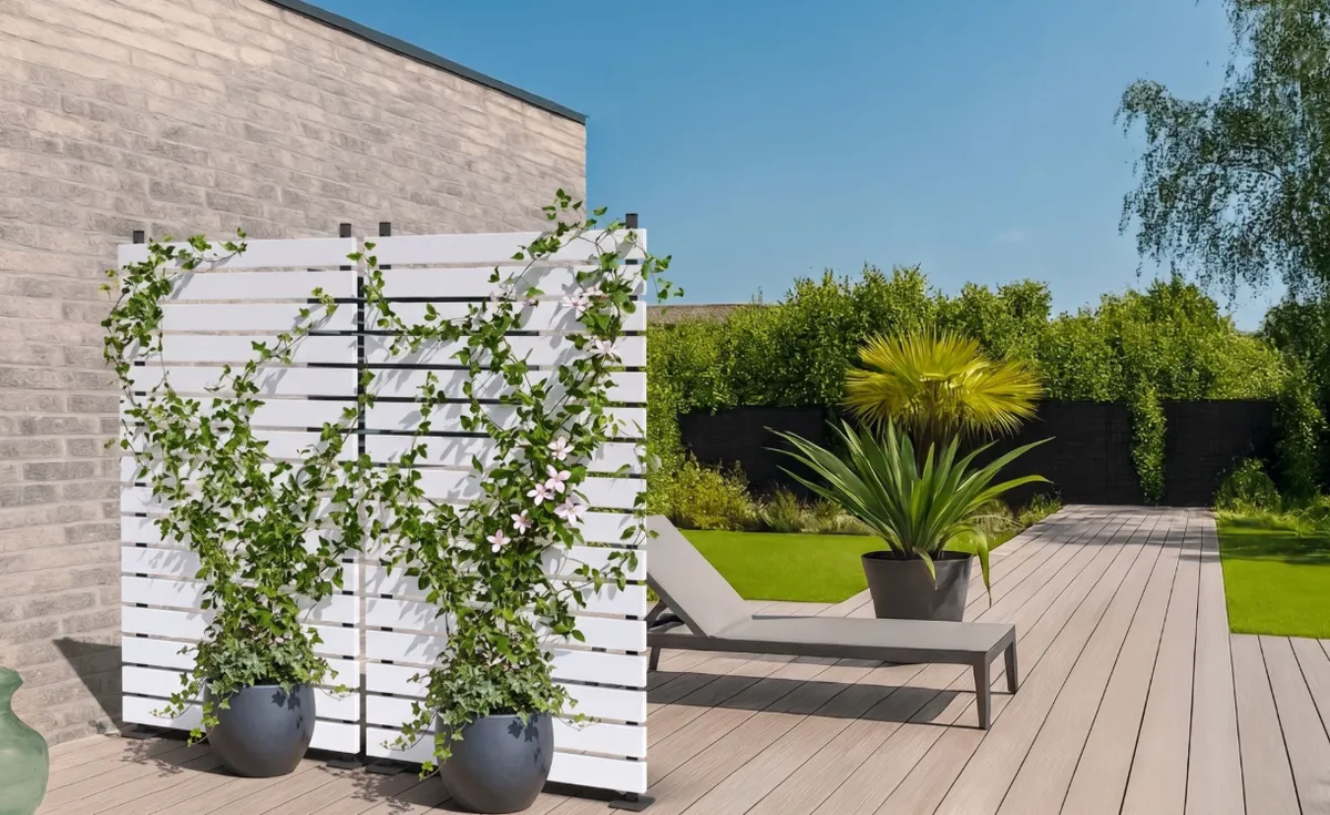 5 idées pour structurer son jardin avec un claustra extérieur